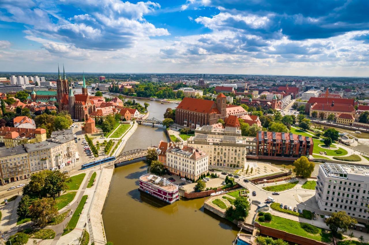 Great Polonia River Boat